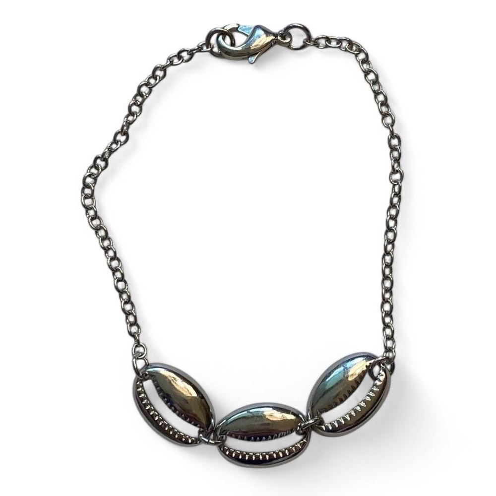 Silver Seashell Bracelet